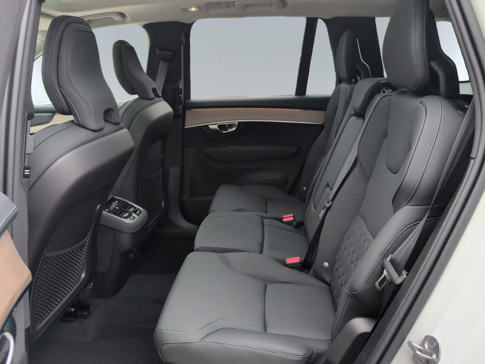 new 2025 Volvo XC90 car, priced at $69,155