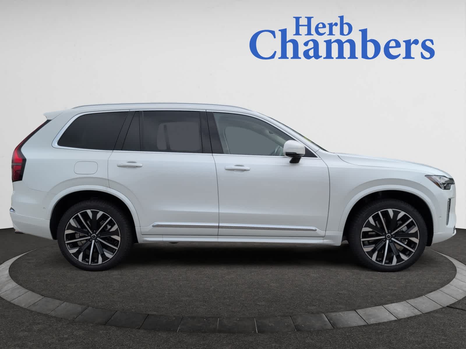 new 2026 Volvo XC90 plug-in hybrid car, priced at $85,625