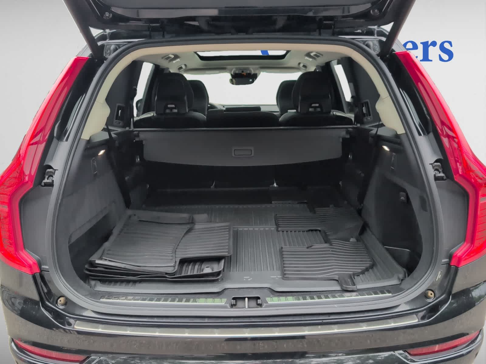 used 2019 Volvo XC90 car, priced at $19,998