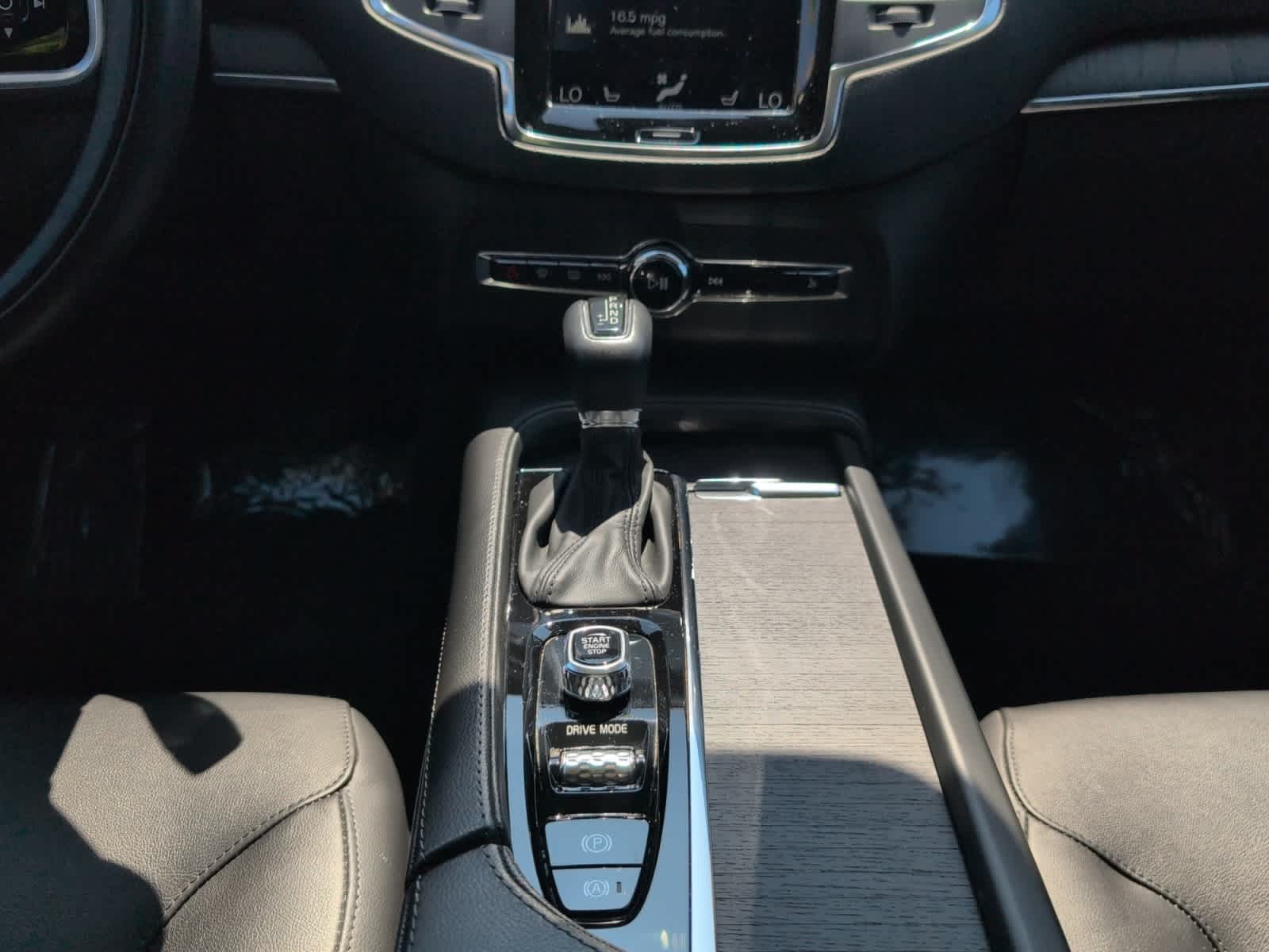 used 2020 Volvo XC90 car, priced at $25,998