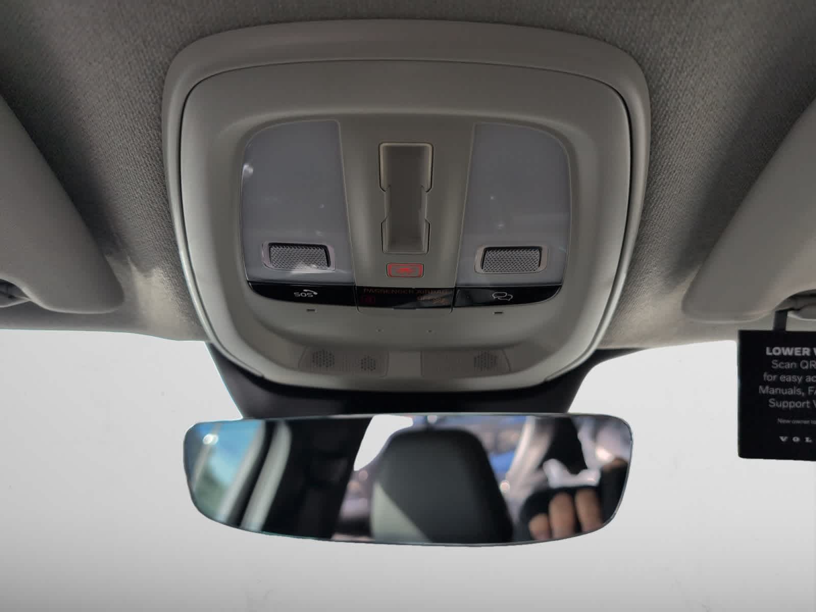 new 2025 Volvo XC40 car, priced at $46,015