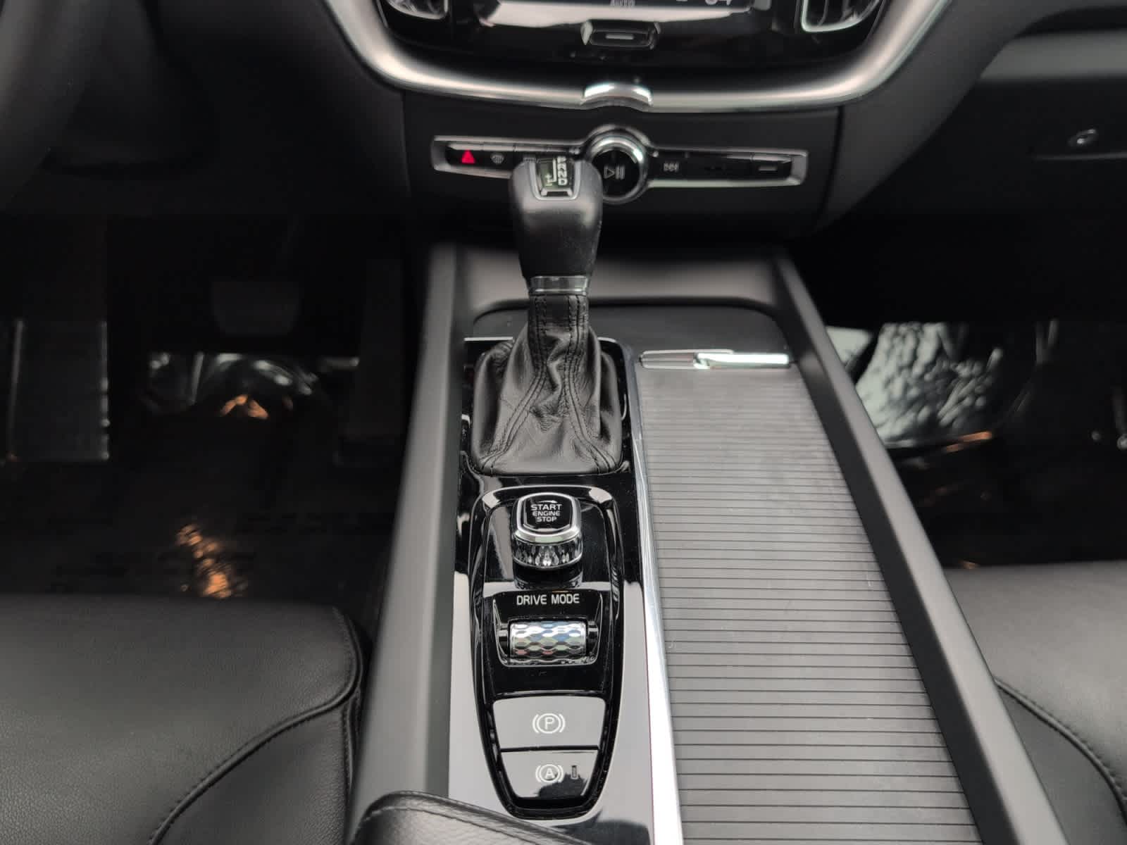 used 2019 Volvo XC60 car, priced at $24,998