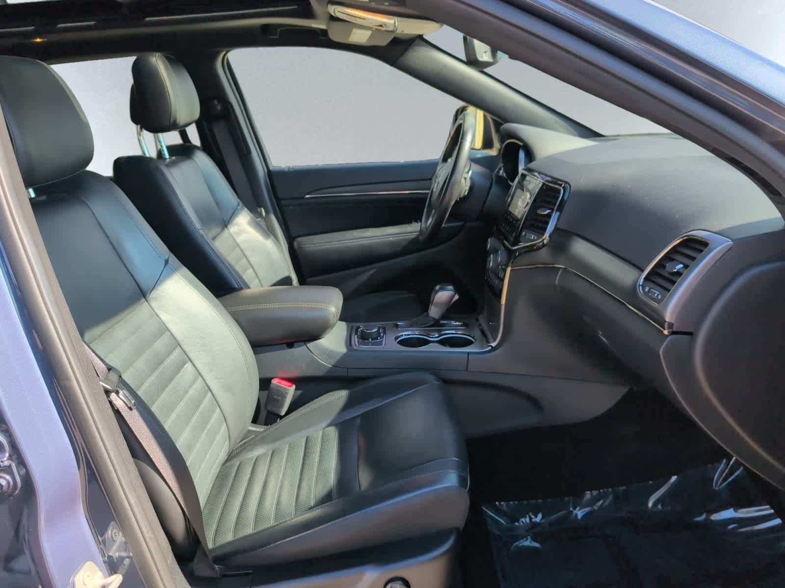 used 2020 Jeep Grand Cherokee car, priced at $23,998