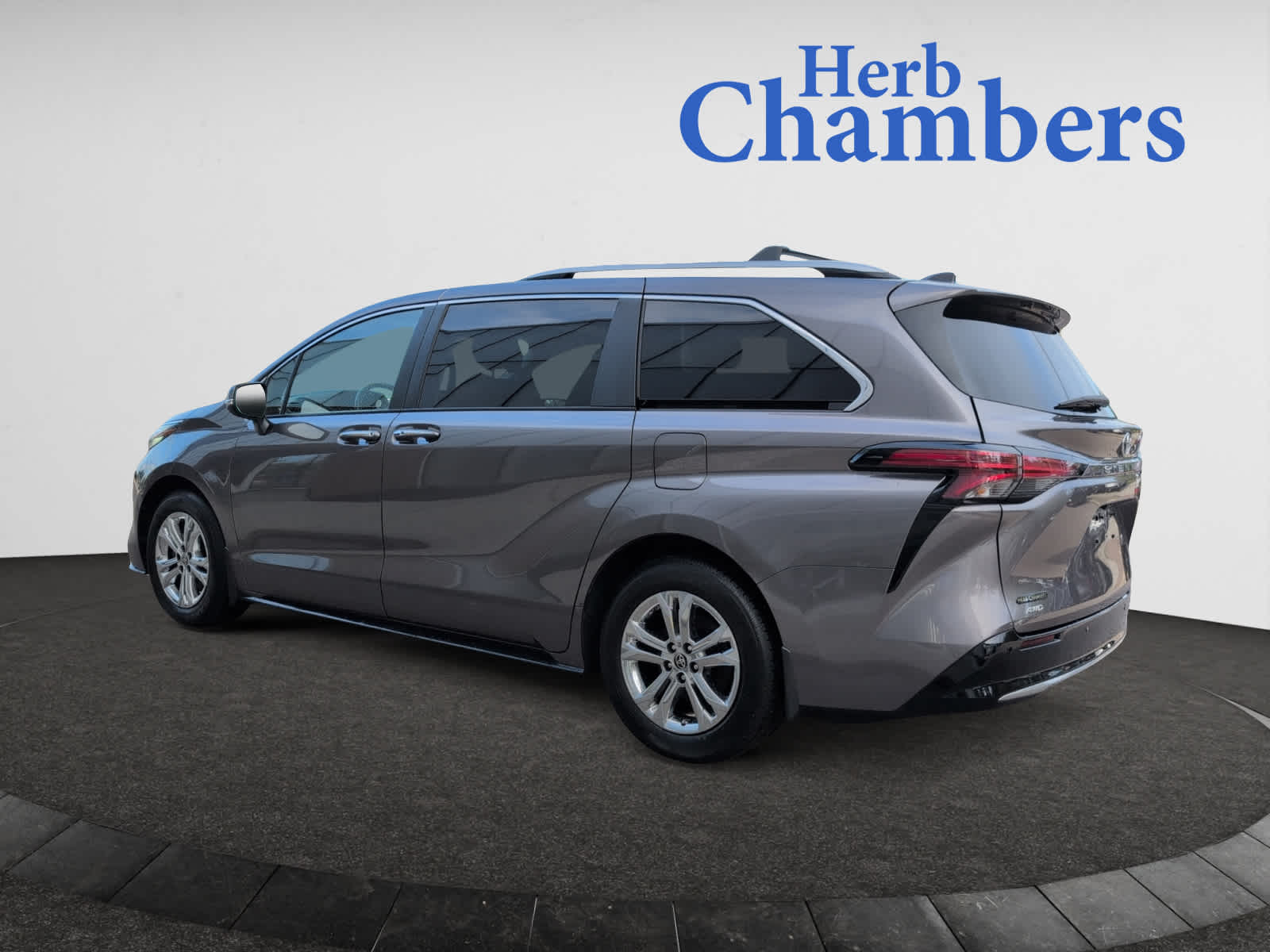 used 2022 Toyota Sienna car, priced at $45,498
