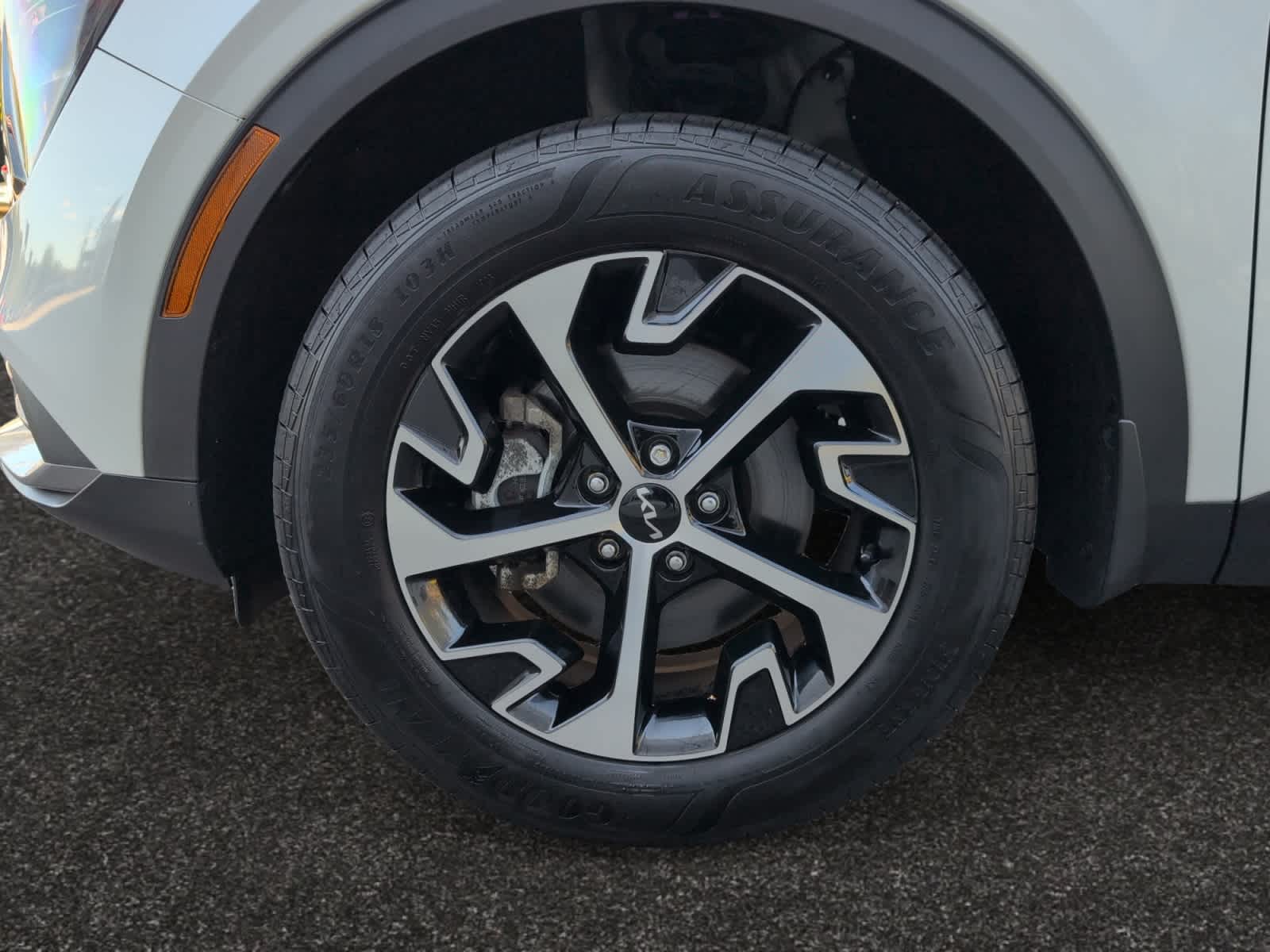 used 2023 Kia Sportage Hybrid car, priced at $26,998
