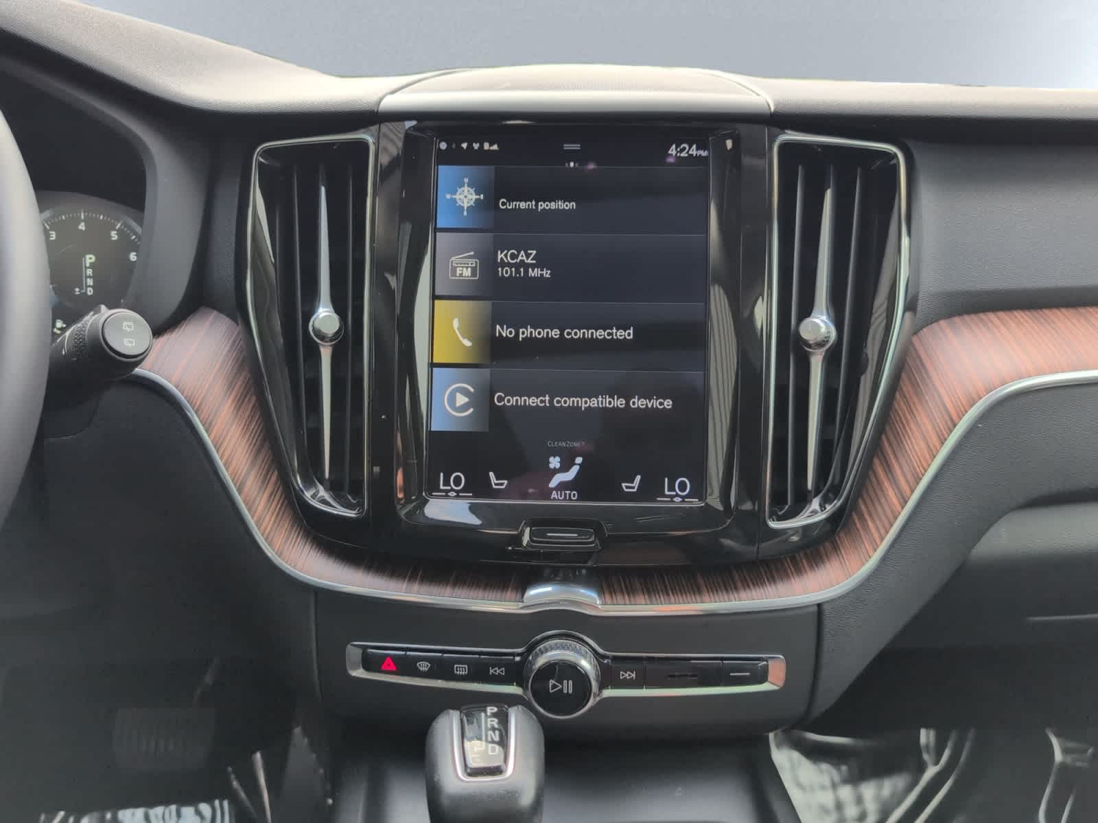 used 2021 Volvo XC60 car, priced at $27,498