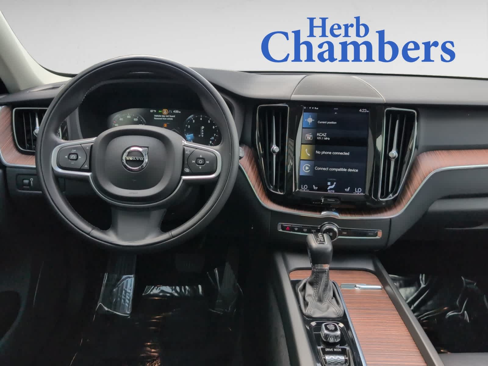 used 2021 Volvo XC60 car, priced at $27,498