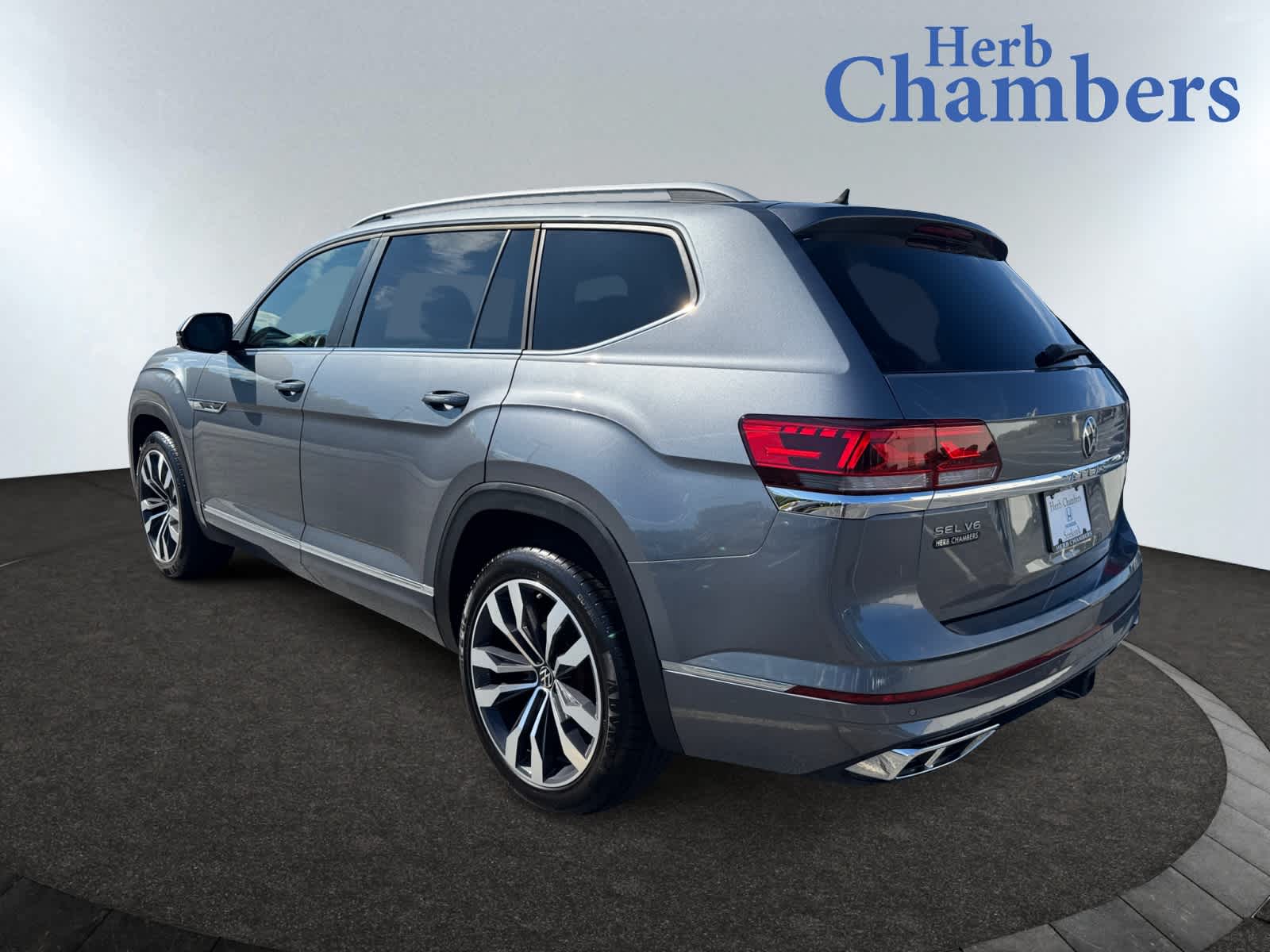 used 2021 Volkswagen Atlas car, priced at $19,998