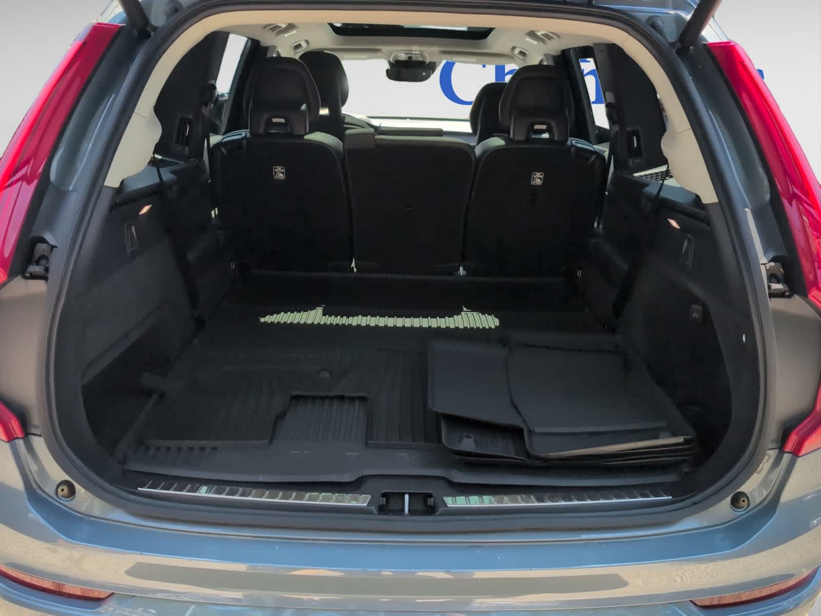 used 2020 Volvo XC90 car, priced at $25,998