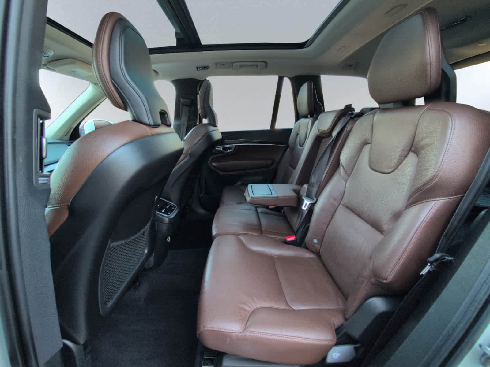 used 2019 Volvo XC90 car, priced at $19,998