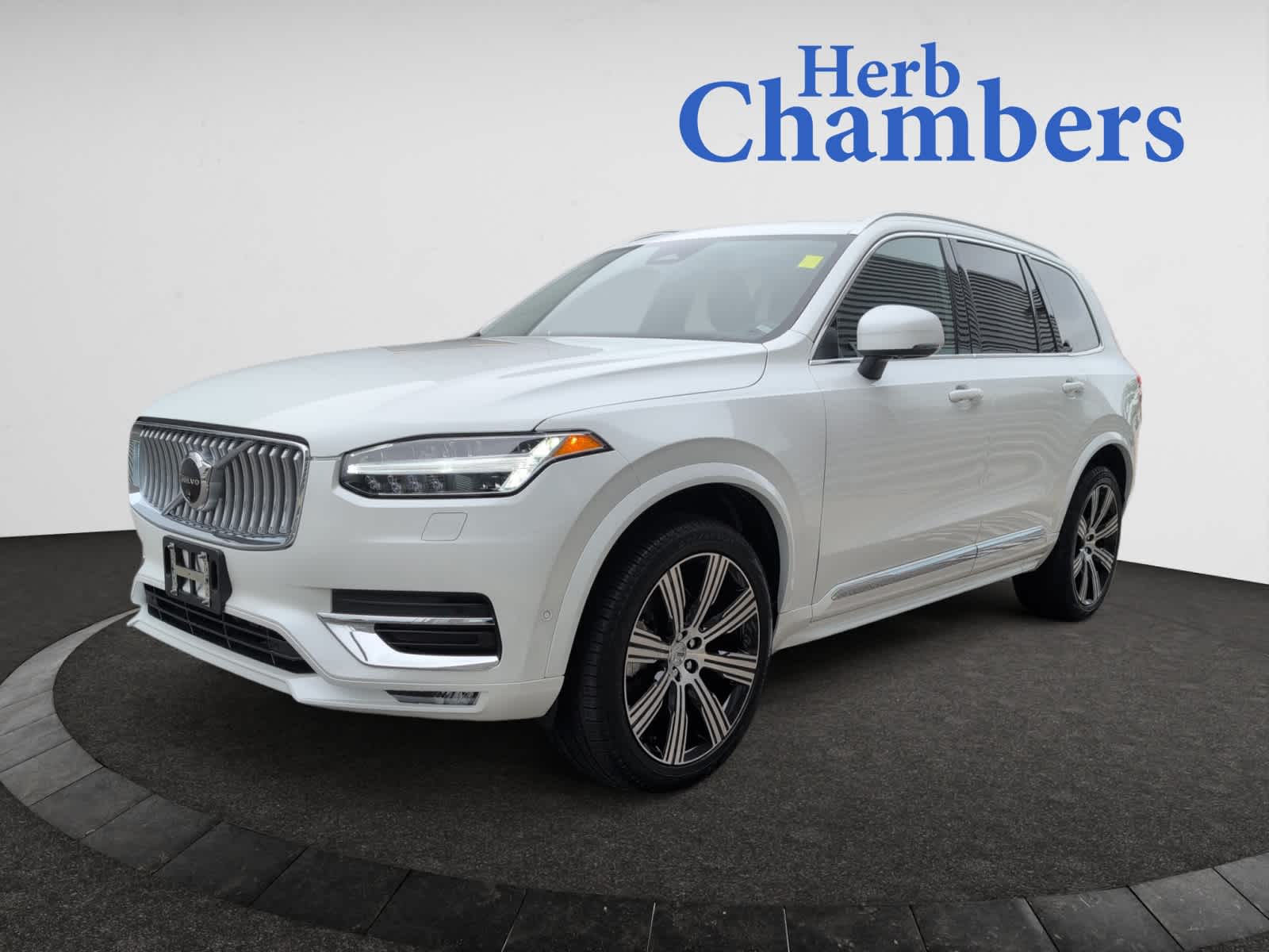 used 2024 Volvo XC90 B6 A7 ULT car, priced at $55,998