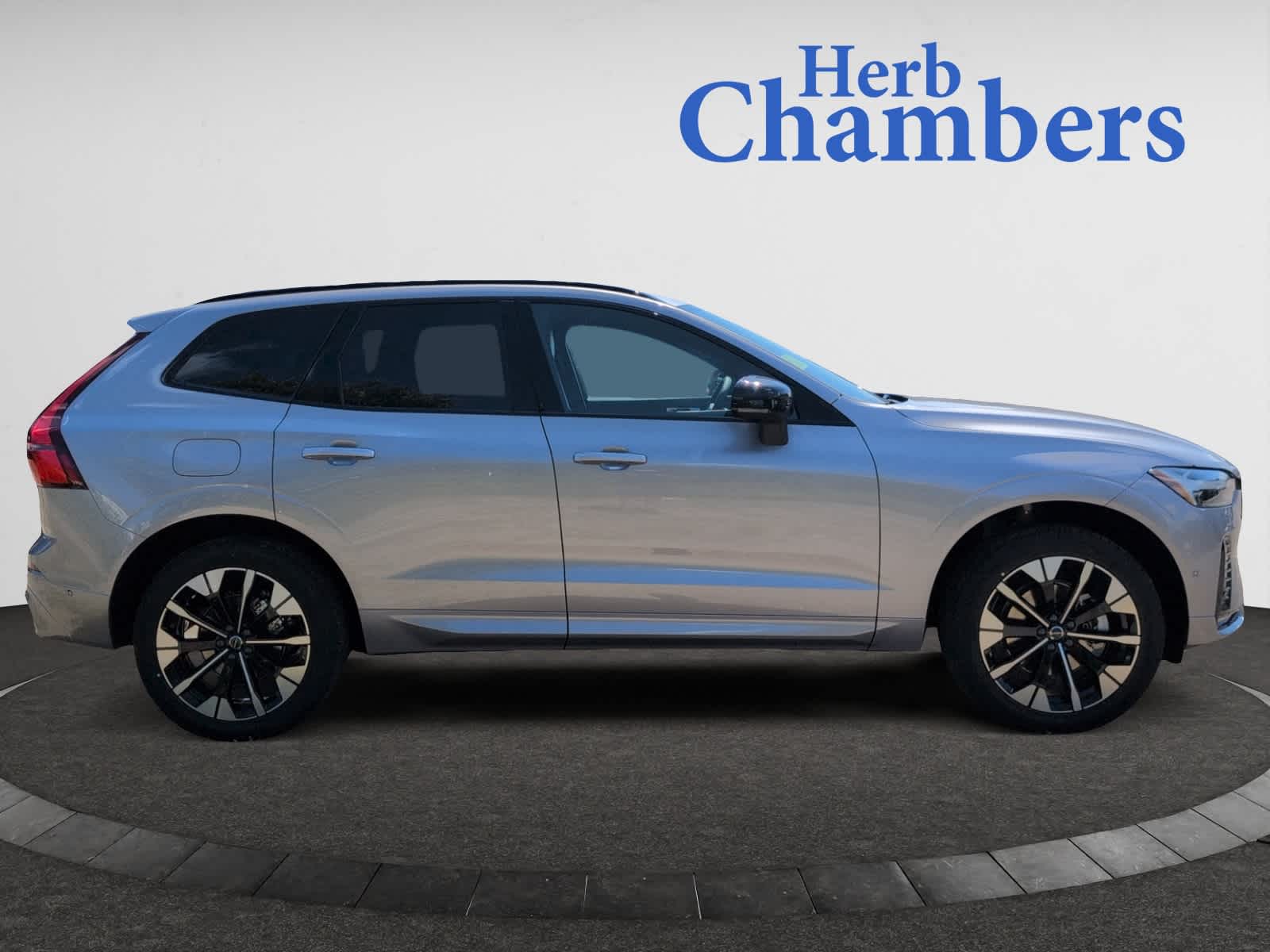 new 2026 Volvo XC60 car, priced at $59,190