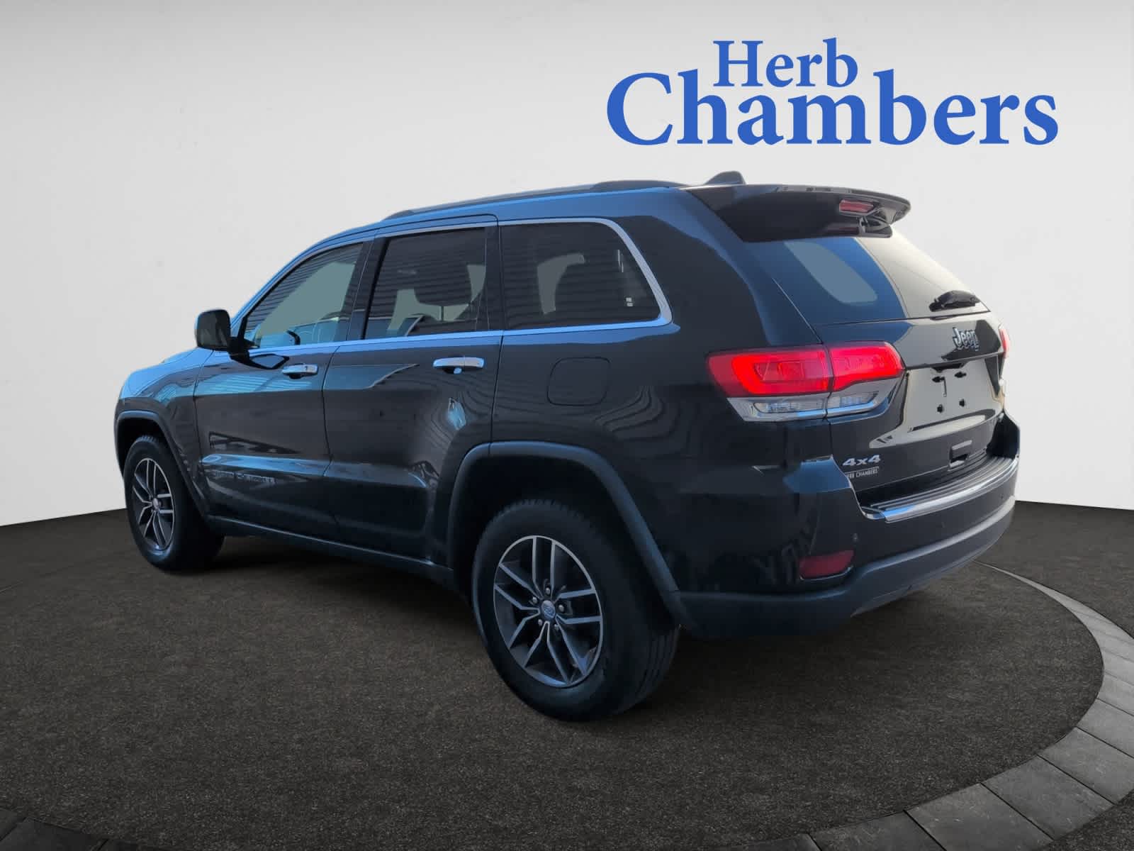 used 2018 Jeep Grand Cherokee car, priced at $18,998