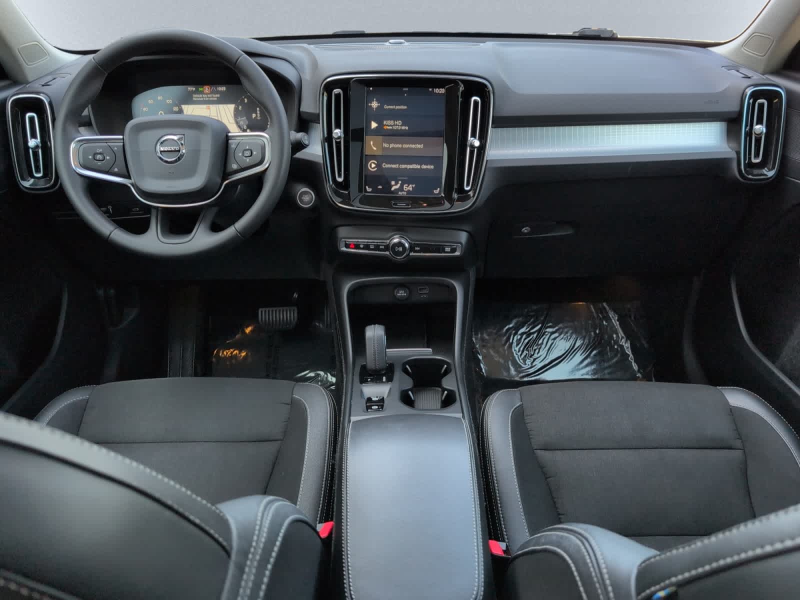 used 2020 Volvo XC40 car, priced at $24,998