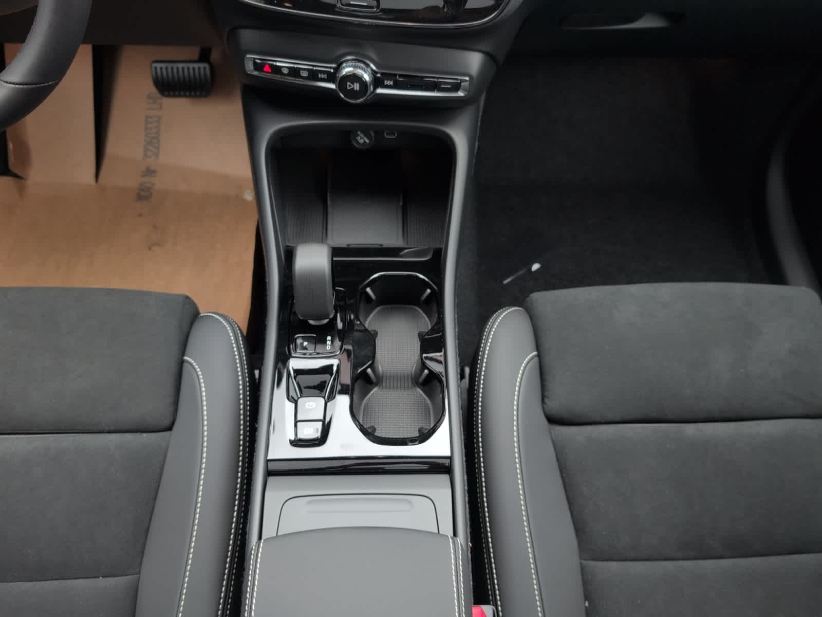 new 2026 Volvo XC40 car, priced at $54,175
