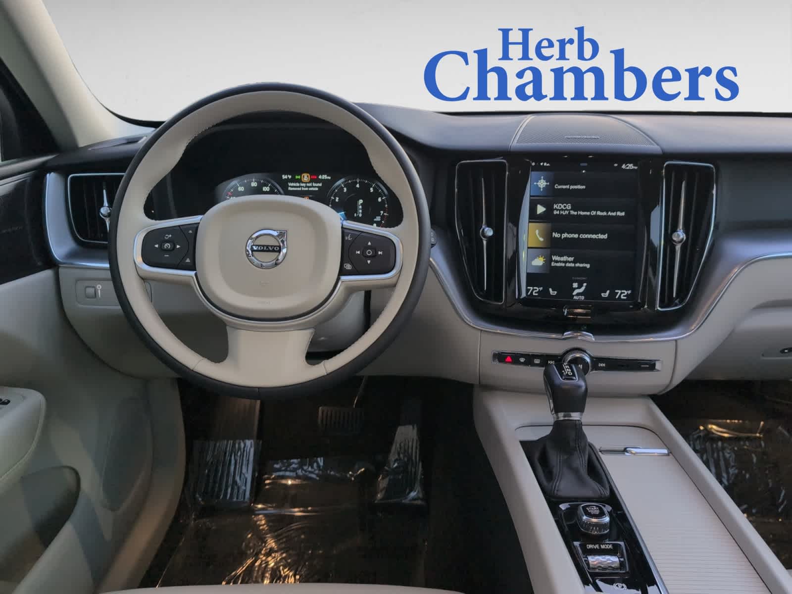 used 2019 Volvo XC60 car, priced at $22,498