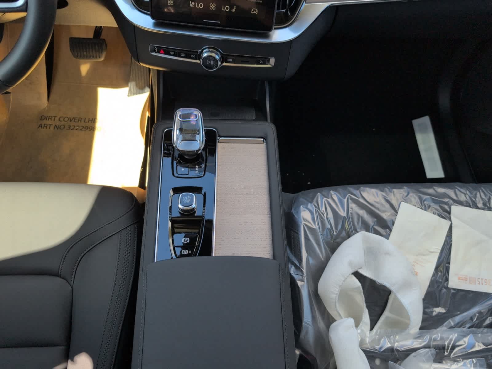 new 2026 Volvo XC90 car, priced at $71,825