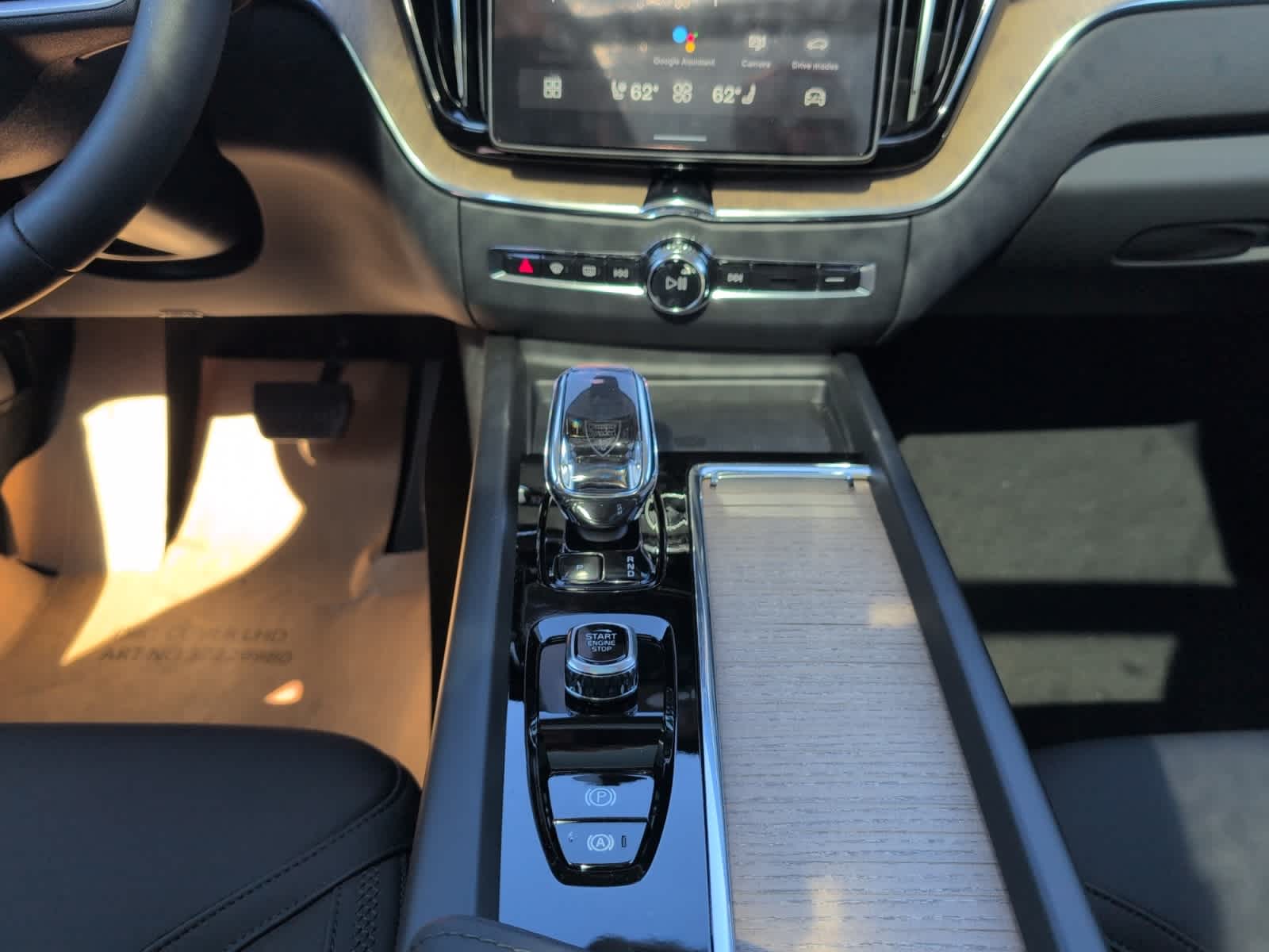 new 2026 Volvo XC60 car, priced at $57,985