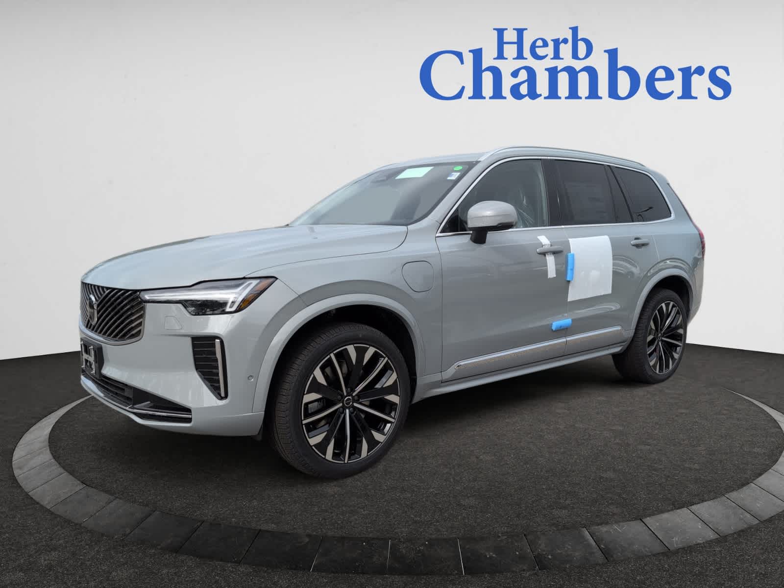 new 2026 Volvo XC90 plug-in hybrid car, priced at $81,875