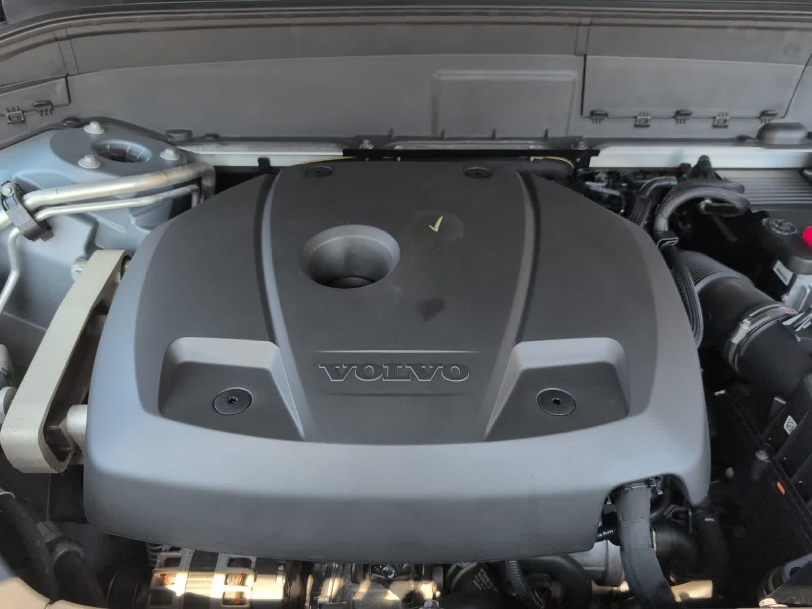 used 2020 Volvo XC90 car, priced at $25,998