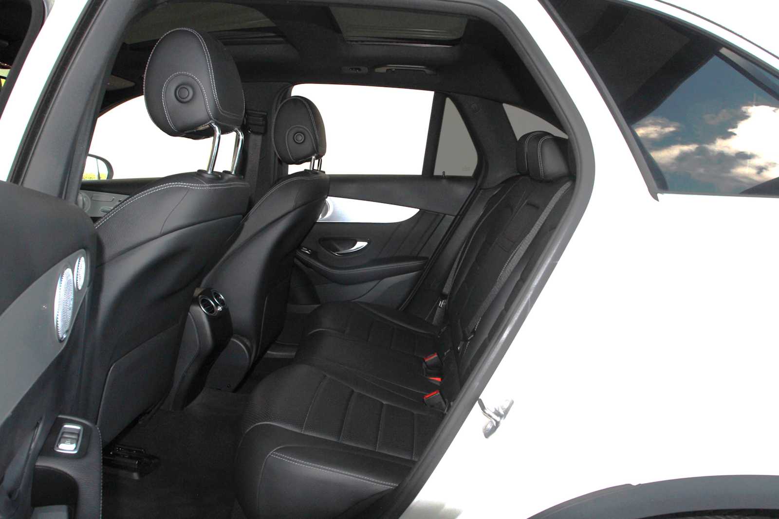 used 2019 Mercedes-Benz GLC 300 car, priced at $24,998