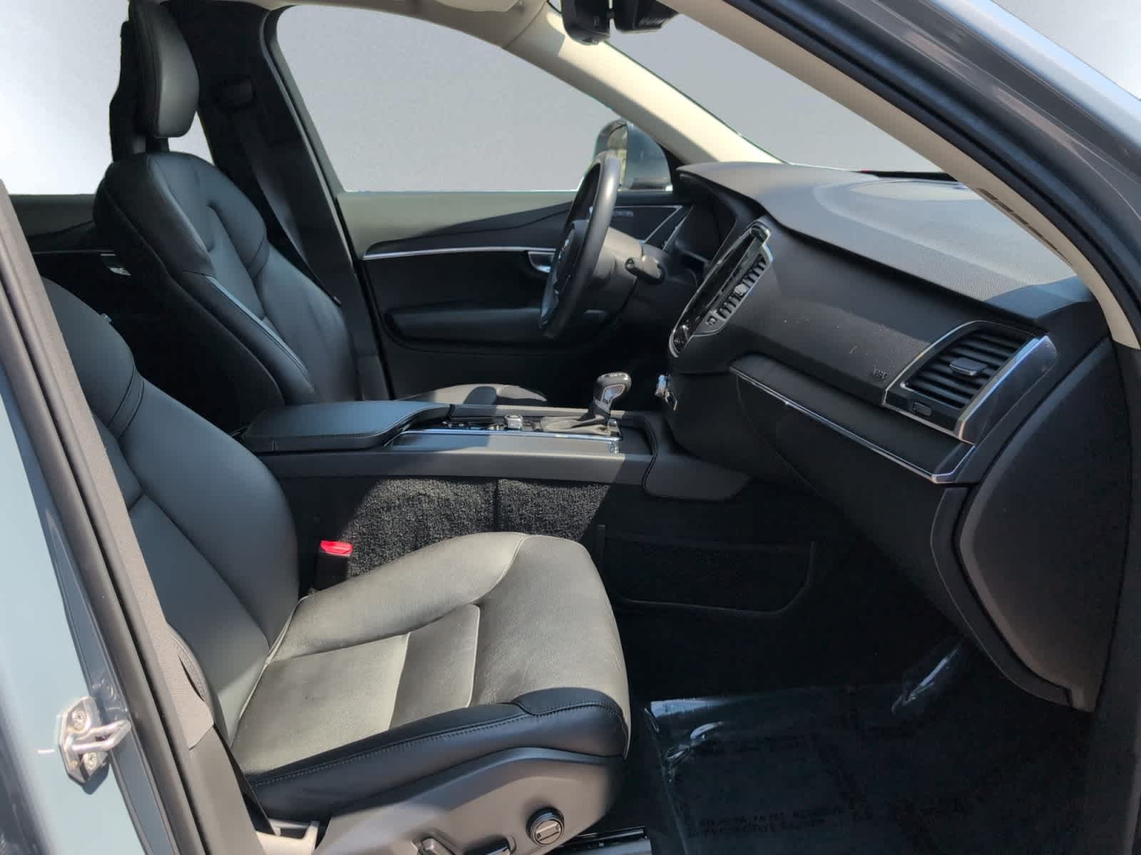 used 2020 Volvo XC90 car, priced at $25,998