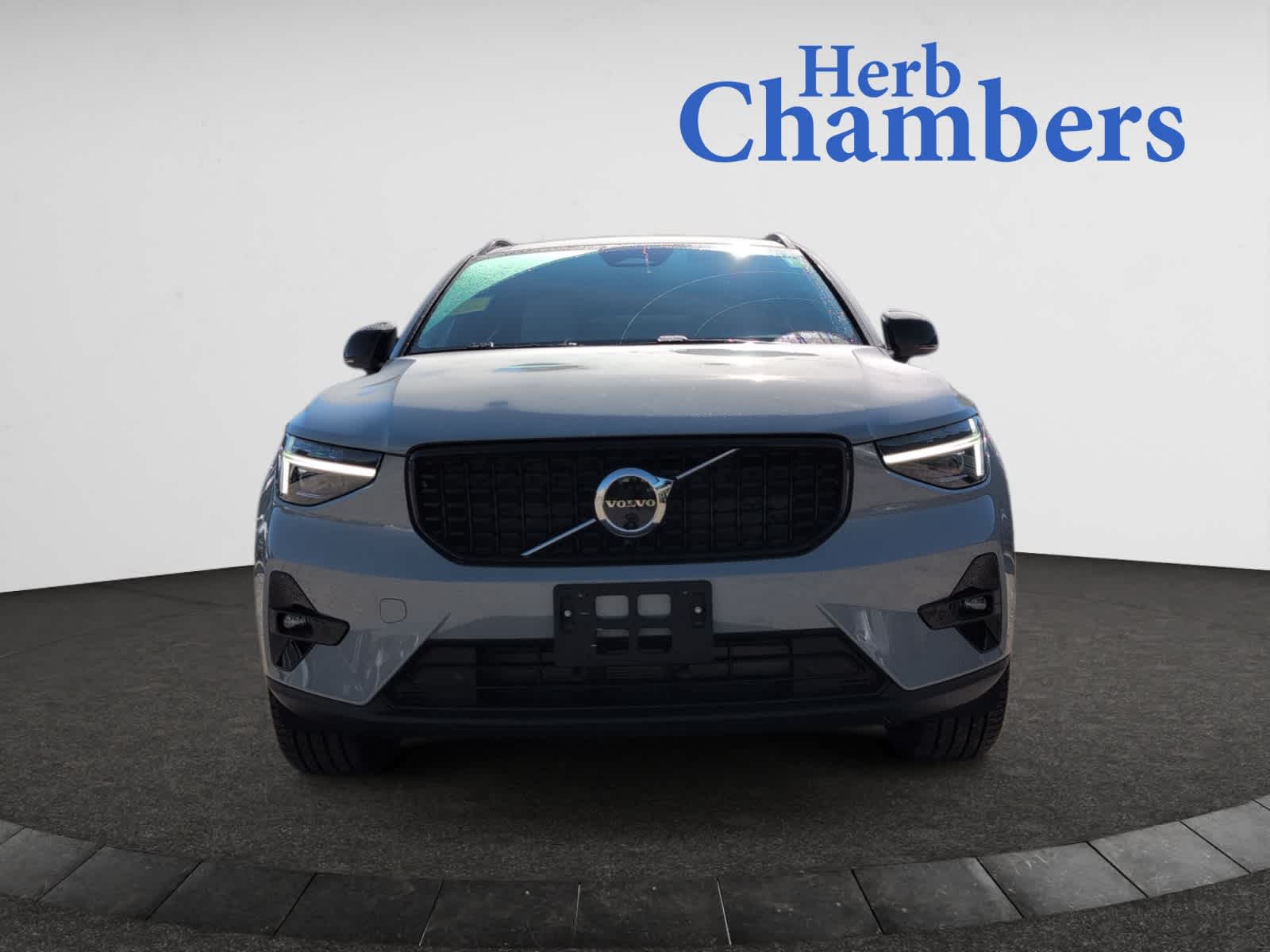 new 2026 Volvo XC40 car, priced at $53,525