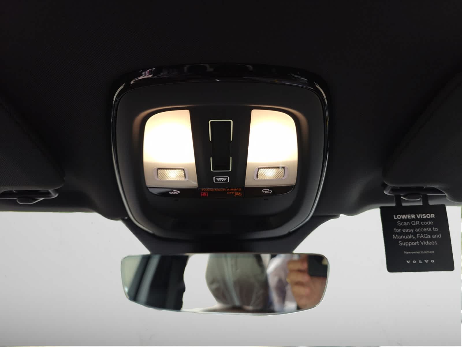 new 2025 Volvo XC90 car, priced at $72,655