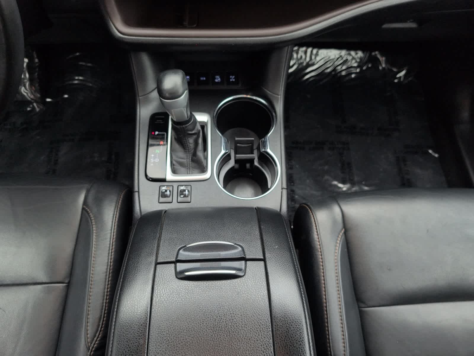 used 2017 Toyota Highlander car, priced at $18,998