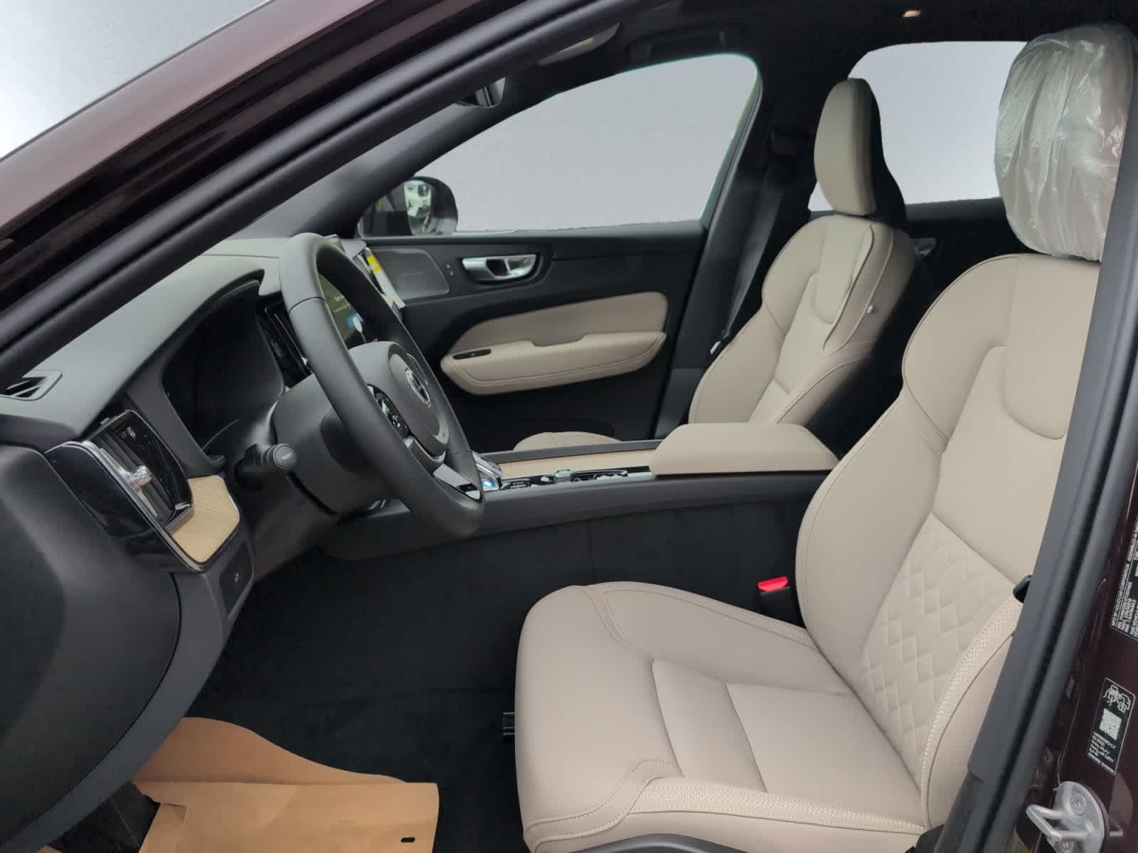 new 2026 Volvo XC60 car, priced at $58,360