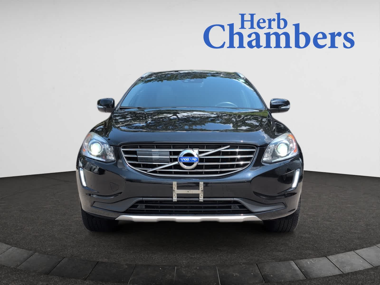 used 2015 Volvo XC60 car, priced at $14,498