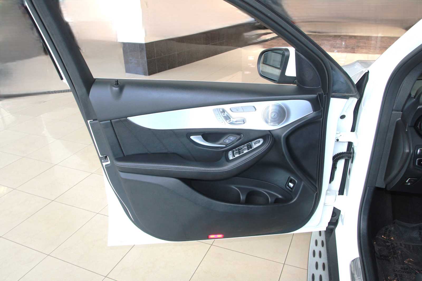 used 2019 Mercedes-Benz GLC 300 car, priced at $24,998