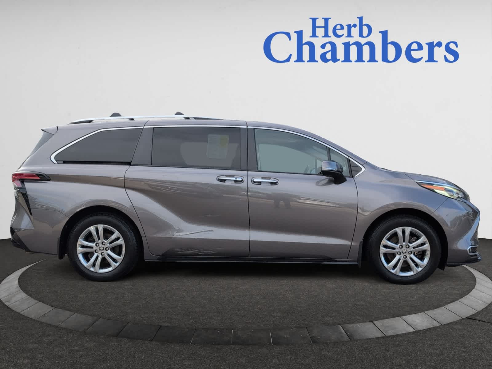 used 2022 Toyota Sienna car, priced at $45,498