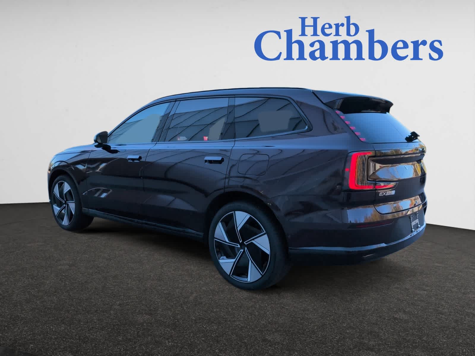 new 2025 Volvo EX90 car, priced at $95,140