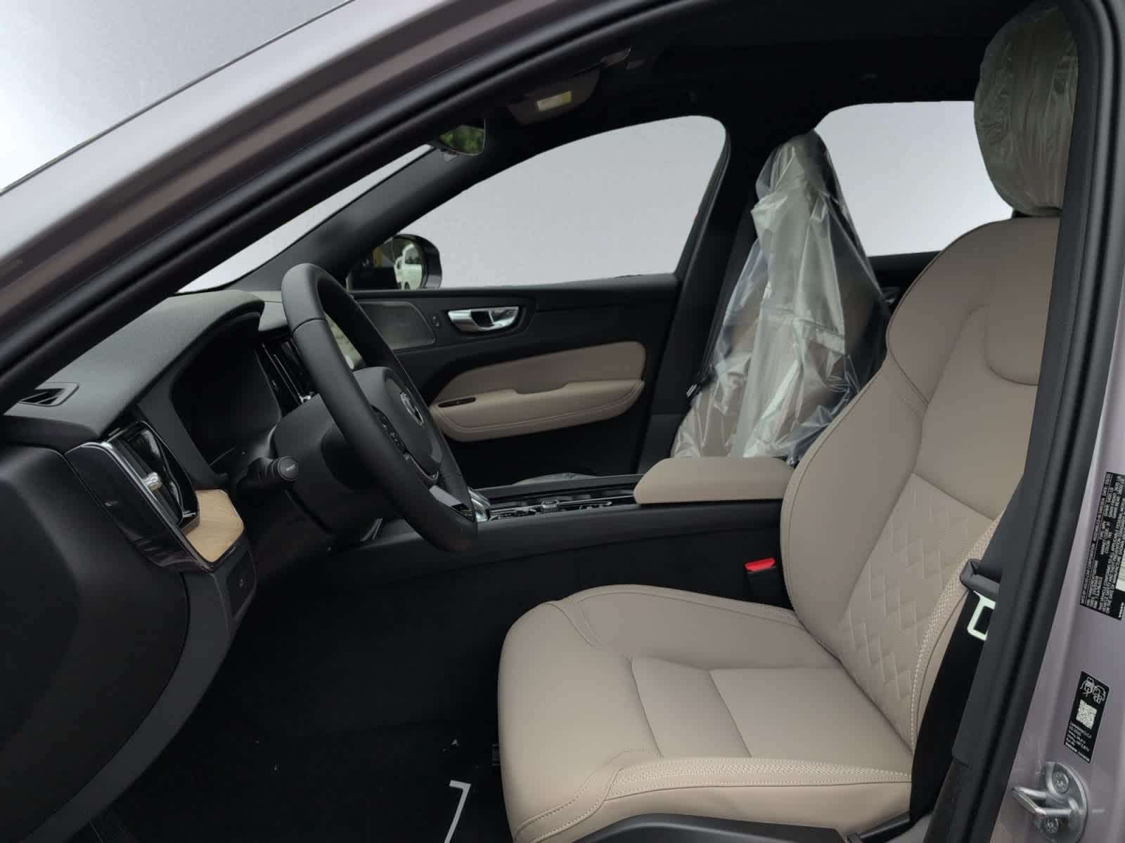 new 2026 Volvo XC60 car, priced at $58,360