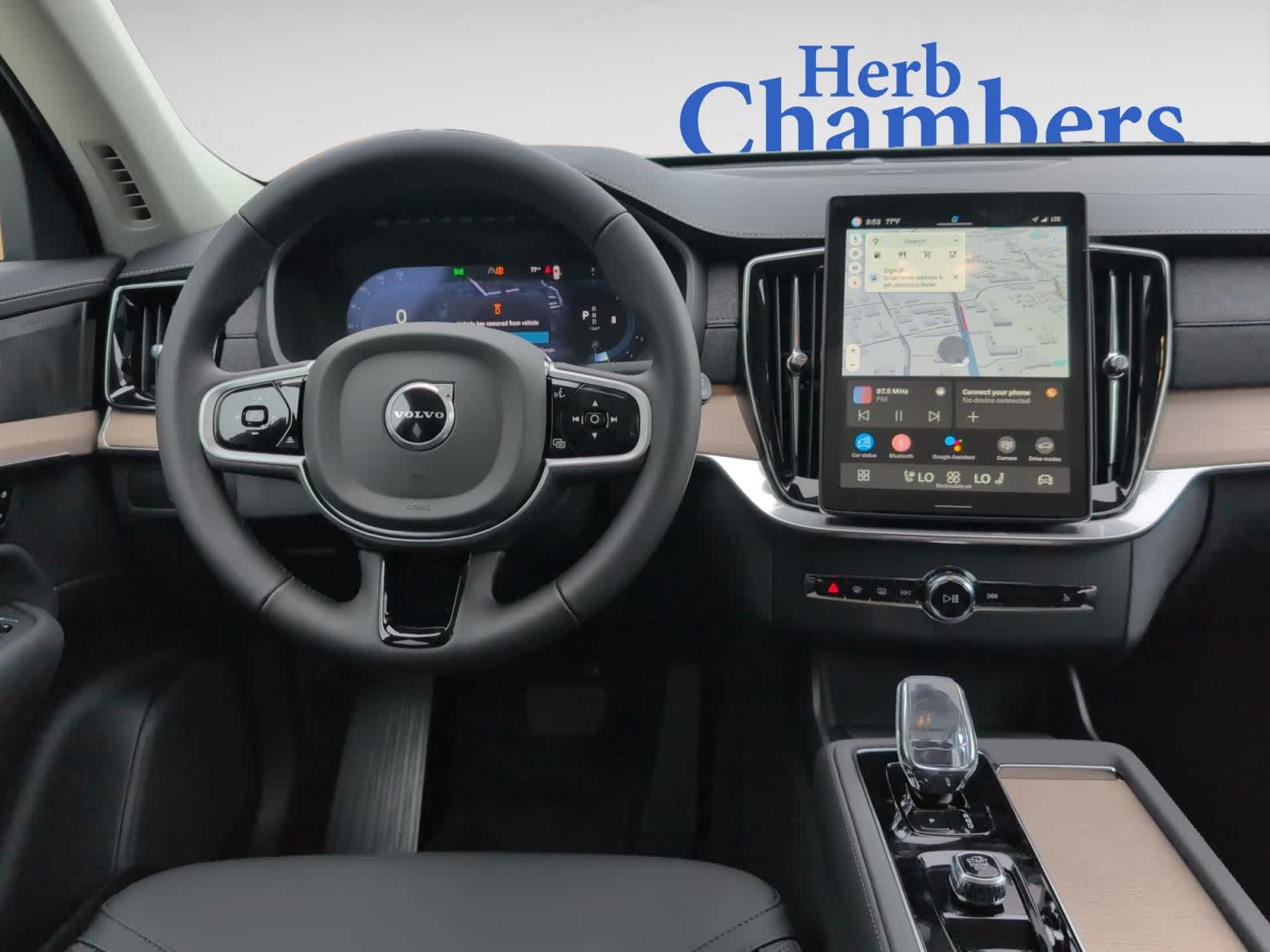 new 2025 Volvo XC90 car, priced at $69,155