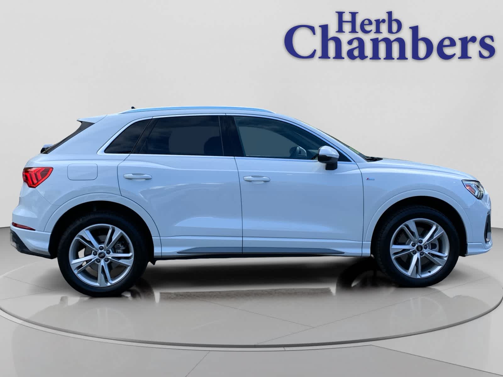 used 2024 Audi Q3 car, priced at $32,998