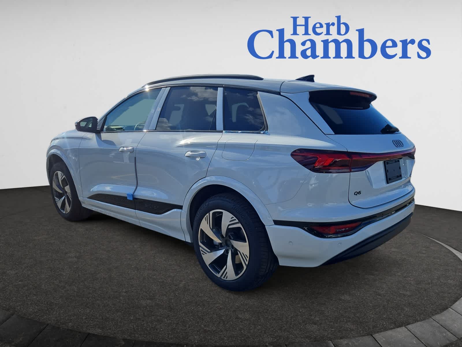 new 2025 Audi Q6 e-tron car, priced at $76,350