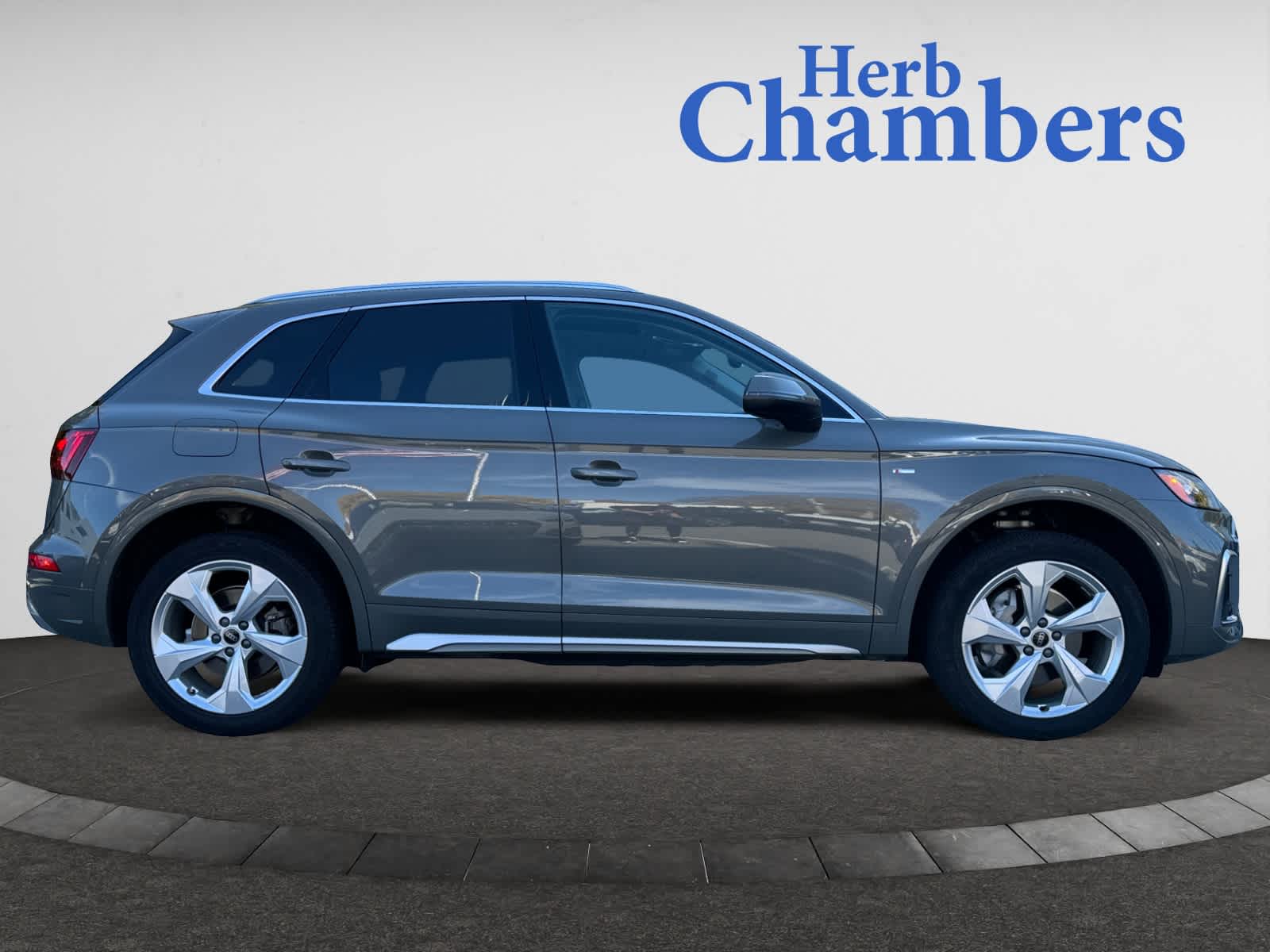 used 2024 Audi Q5 car, priced at $44,598