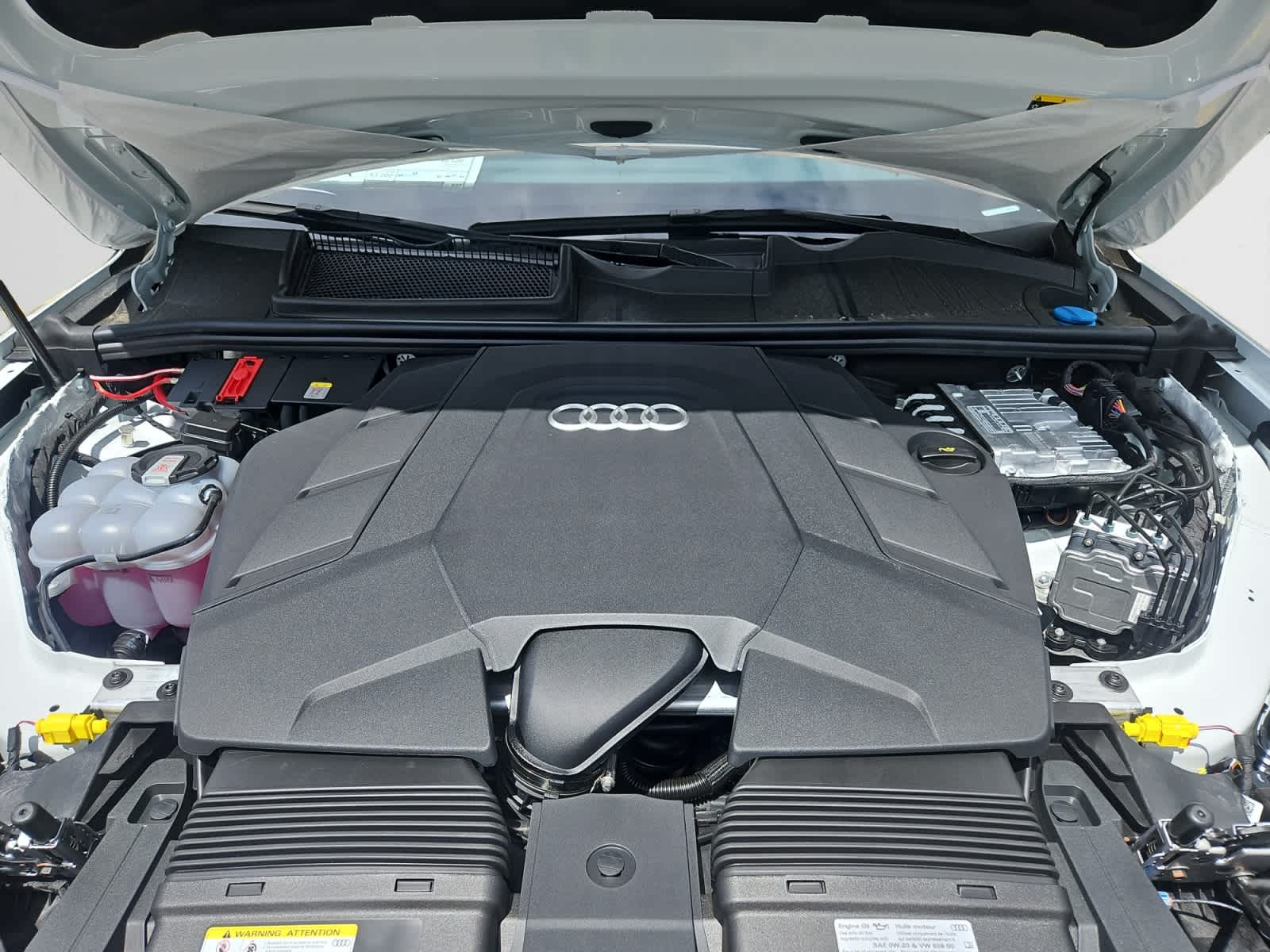 new 2025 Audi Q7 car, priced at $77,805