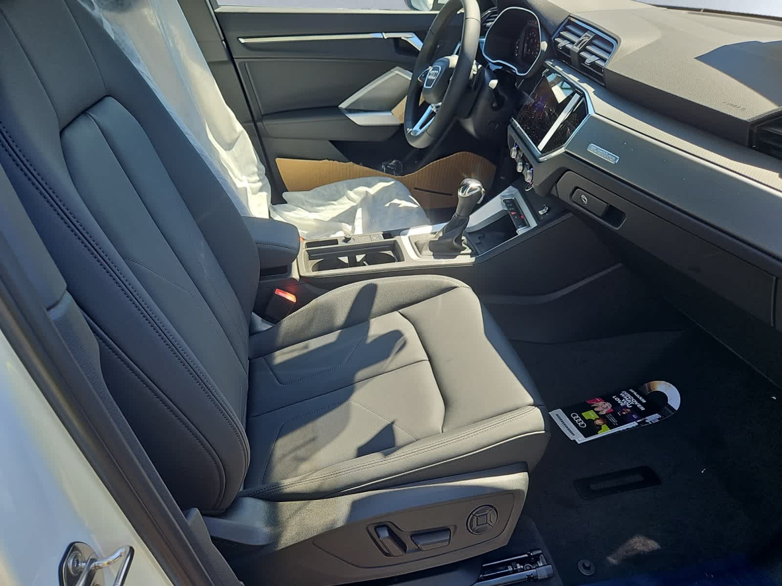 new 2025 Audi Q3 car, priced at $43,595
