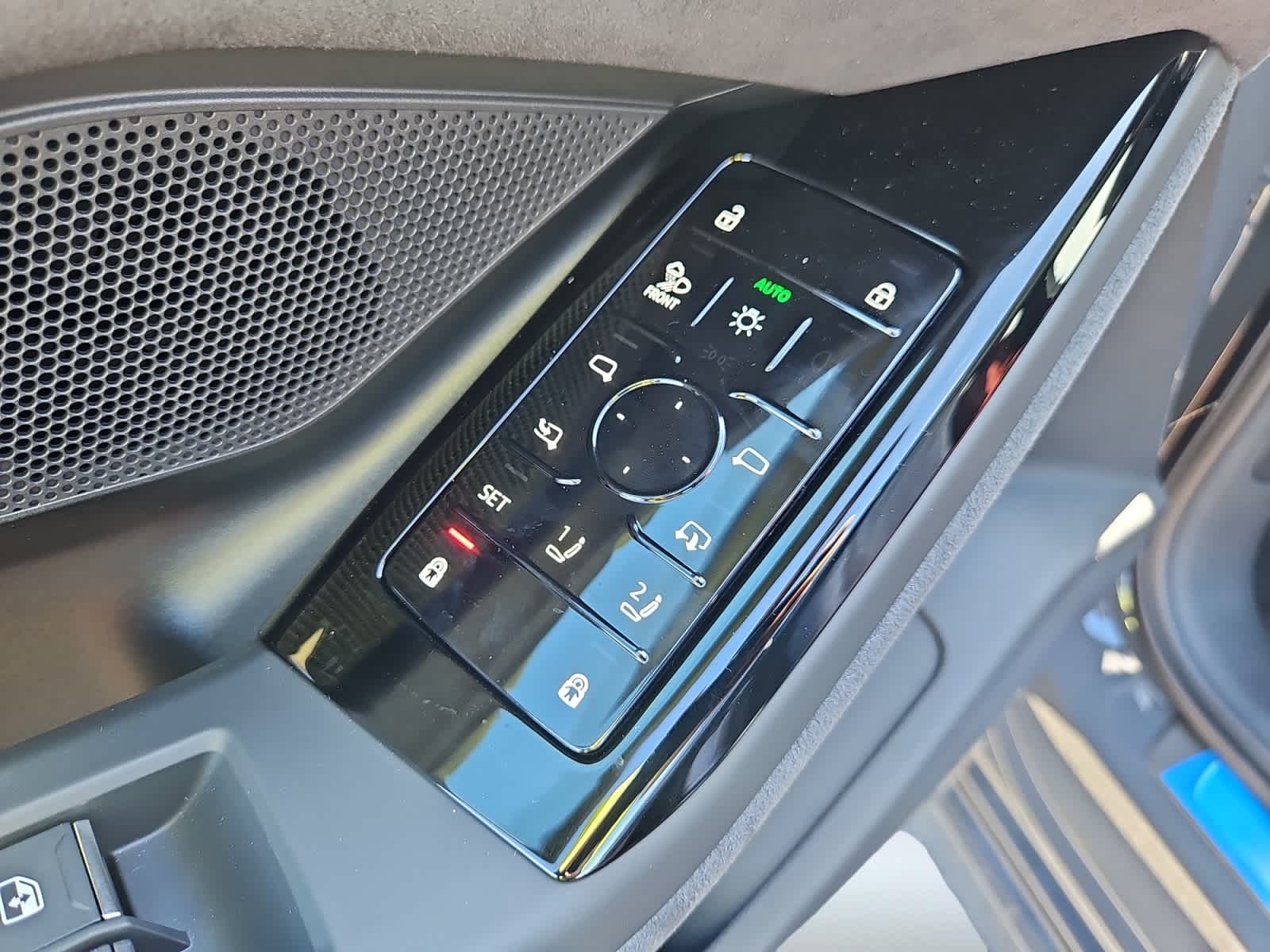 new 2025 Audi S6 Sportback e-tron car, priced at $86,185