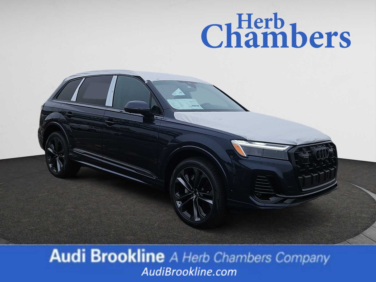 new 2025 Audi Q7 car, priced at $77,805