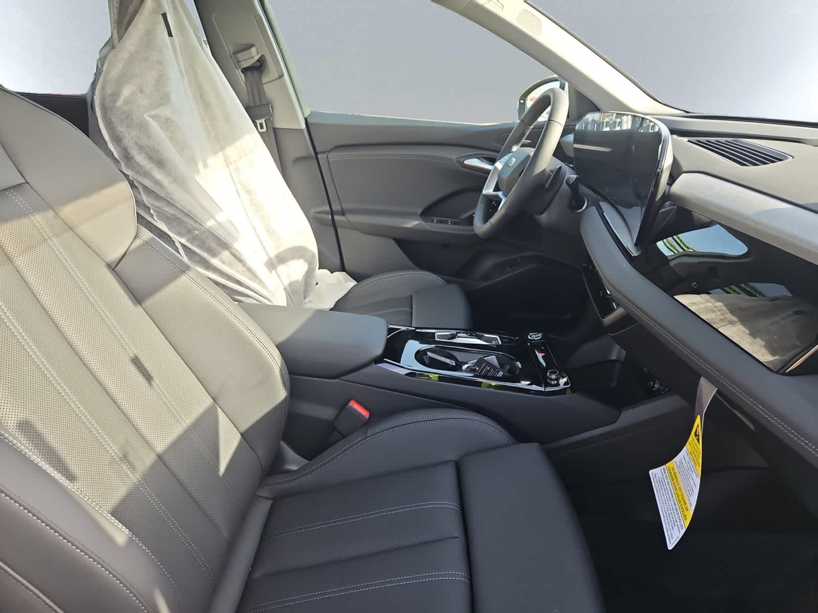 new 2025 Audi Q6 e-tron car, priced at $75,840