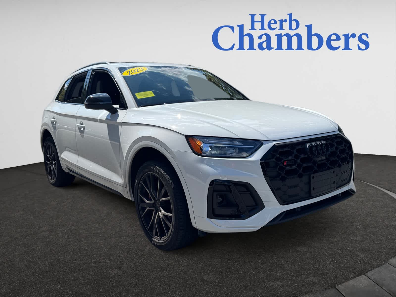 used 2023 Audi SQ5 car, priced at $45,497