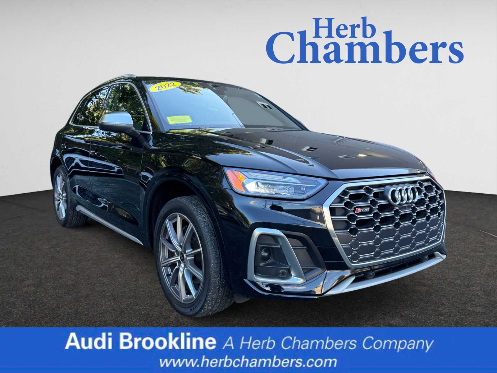 used 2022 Audi SQ5 car, priced at $42,297