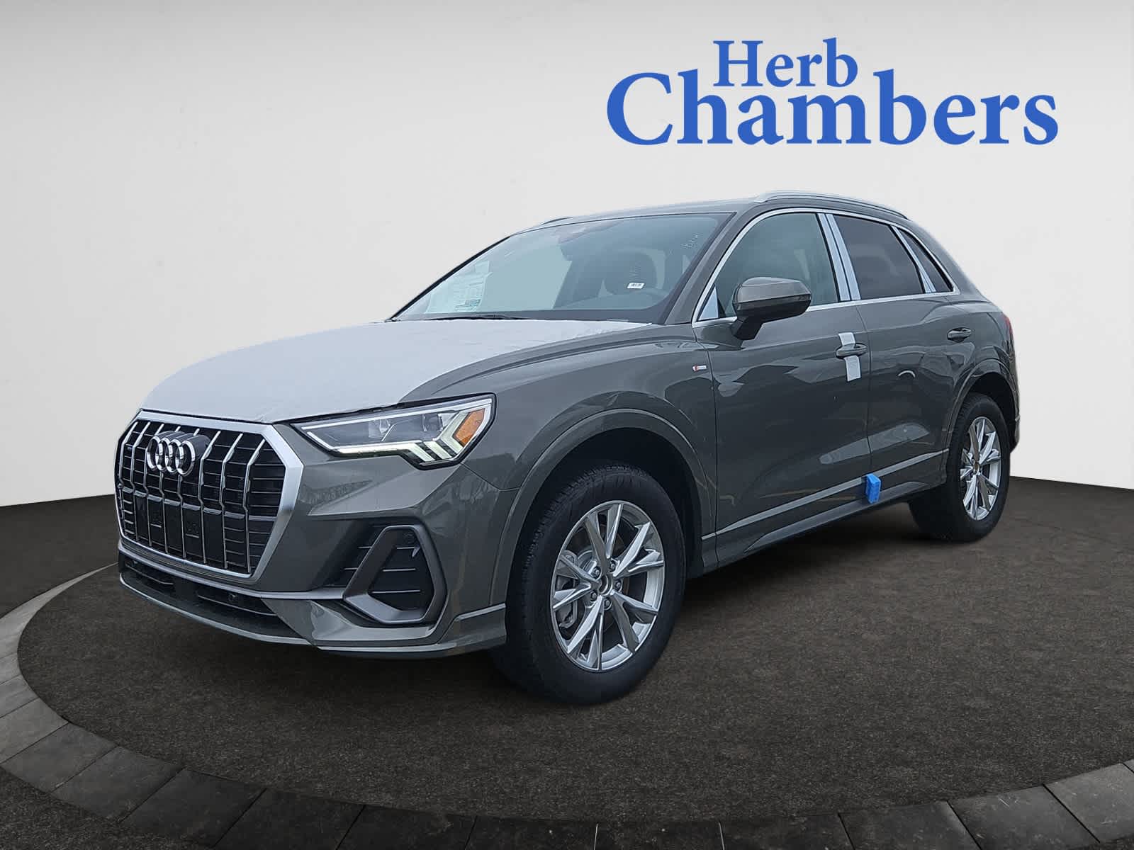 new 2025 Audi Q3 car, priced at $44,060