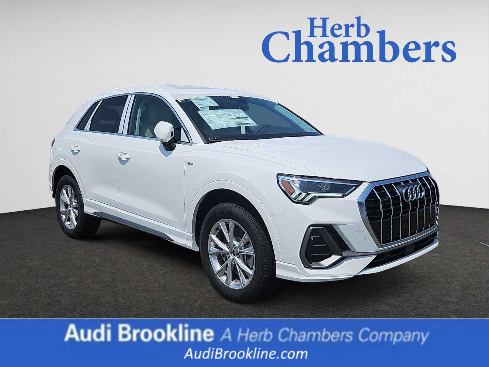new 2025 Audi Q3 car, priced at $46,895