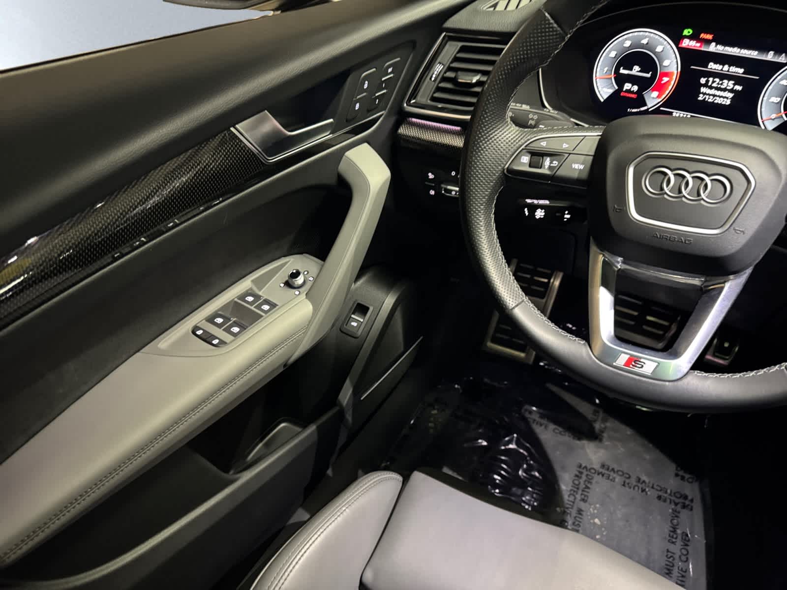 used 2022 Audi SQ5 car, priced at $43,598