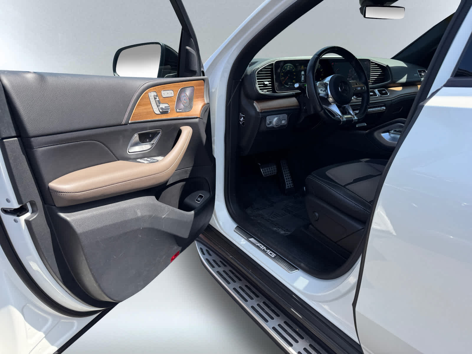 used 2021 Mercedes-Benz GLE car, priced at $60,998